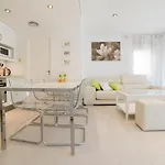 Tranquil Duplex Sitges, Sea Views, Private Parking, Terrace Apartment