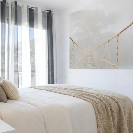 Apartman Tranquil Duplex Sitges, Sea Views, Private Parking, Terrace Sitges